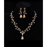Beautiful gold set for women 