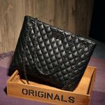 Genetic Luxury Black Quilted Chain Shoulder Bag – Large Capacity Leather Handbag for Women