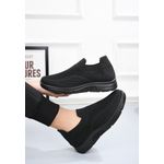 black unique sneakers very classic for all