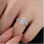 Fashion Elegant Adjustable Zenith Engagement/Wedding Diamond Ring (with Box) - image 4