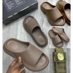 Brown slip-on slide sandal Unisex 