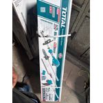 TOTAL Cordless 4 in 1 brush cutter/trimmer/chainsaw 40v - image 2