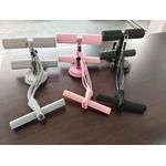 Portable self-suction sit-up bar 