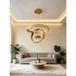 Luxurious crystal dropping chandelier