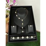 Quality Ladies Necklace and Earring Set