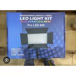 Professional Photo & Video LED Light Kit Varicolor Pro LED 800