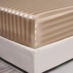 Generic Soft Silk 4-Piece Bedding Set (Duvet Cover, Flat Sheet, Pillowcases) - image 6