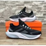 Canyon stride sneakers