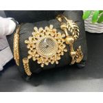 Fashion Express Fashionable Beautiful Unisex Ladies Wrist Set of Watch With Fashionable Bracelet