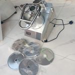 New Addition COMMERCIAL ELECTRIC VEGETABLE CUTTING MACHINE - image 3