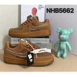 New arrival Black titan sneakers