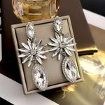 Luxury Diamond Dangle Earrings 