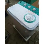 Hisense 5kg Manual Washing Machine Twin Tub With Lint Fliter - image 3