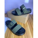 Simple quality slippers 