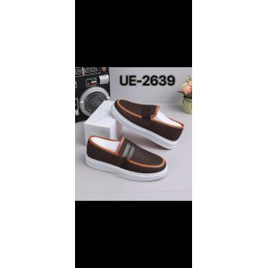 Two Tone Hot Chocolate Slip-on Sneakers 