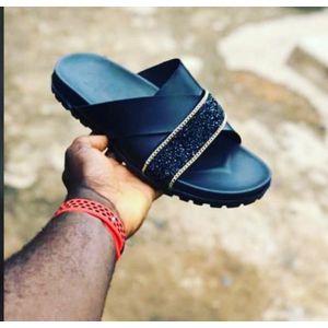 Palm slippers – IMALL NIGERIA