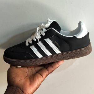 Samba sneakers 
