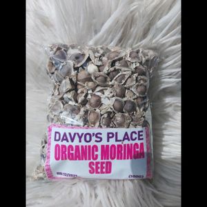 Davyo'splace Organic Moringa Seeds - 100g 