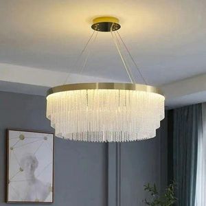 Decorative centerpiece dropping chandelier light