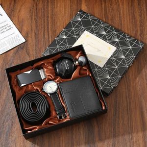 Fashionable 4 in 1 Men’s Gift Set Collection 