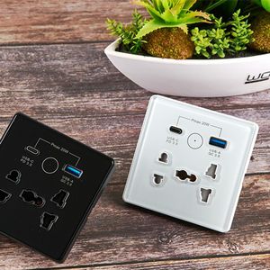 Tuya Smart UK 13A Wi-Fi Wall Socket with USB & 20W Type-C Fast Charging (250V)