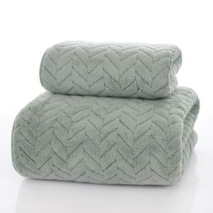 2-in-1 Soft Water-Absorbing Large Bath Towel and Face Towel Set