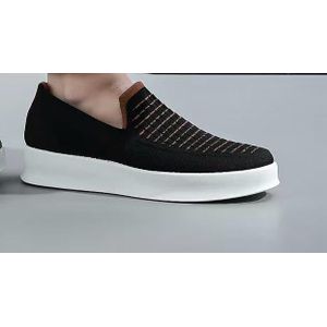 Men casual lightweight black sneakers