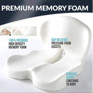 Non-slip memory foam seat – Sciatica relief, breathable cover & universal support