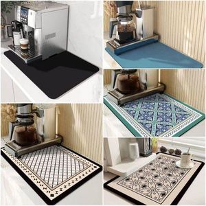 Absorbent kitchen table mat