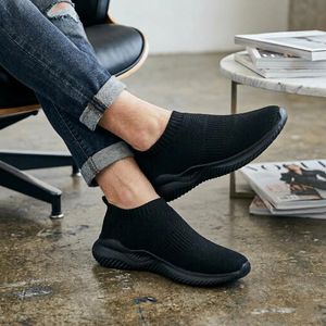 Dassi Snug Sneakers - Black