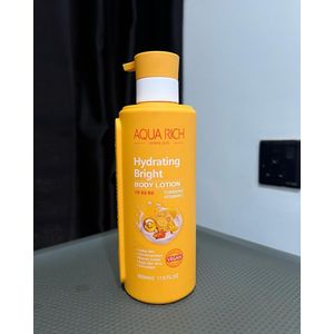 AQUA RICH Hydrating Bright Body Lotion - Turmeric & Vitamin C - 500ml