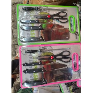 Kitchen knives, sharpener, chopping board (set of knives)