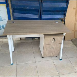 New Modern Metal Office Table