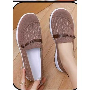 casual breathable shoe for ladies brown