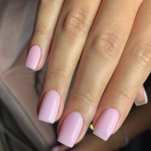 24Pcs Pink Square Press On Nails, Medium Length Solid Color Artificial Nails with Glue & File