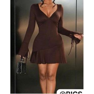 Adorable bodycon gown for ladies