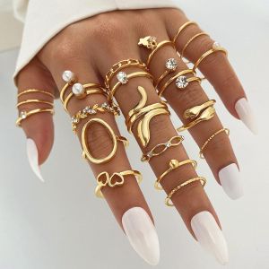 Avsty 22 Pieces Gold Vintage Knuckle Ring Set for Women, Boho Crystal Finger Aesthetic Pearl Sparkle Butterfly Chunky Stackable Midi Ring Pack
