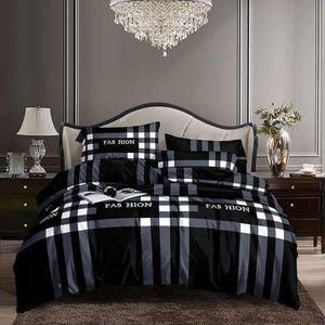 Bedsheets, Duvet and four pillowcases 6 by 6