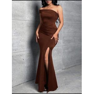 Lovely and Classy Long Gown for Ladies 