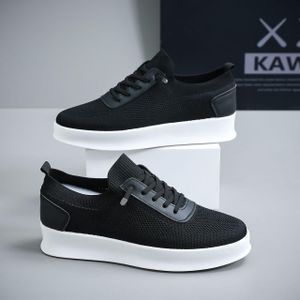 Men Lace up Sleek Shoe Black