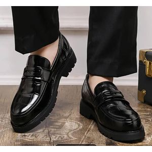Genetic Luxury Glossy Leather Loafers for Men – Chunky Sole Slip-On Corporate Casual Shoes Black