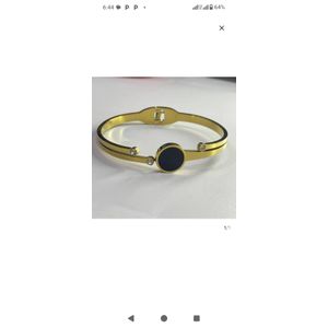 Classic ladies Non Tarnish Bangle