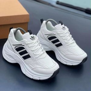Outdoor Casual White Sneakers Unisex