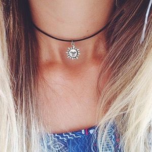 Layered Choker Black Heart Pendant Choker Necklace Halloween Goth Short  Necklaces Tattoo Party Chokers For Women And Girls (b) - 