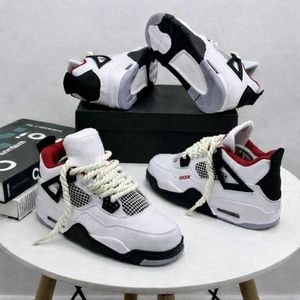 New trending storm walker sneaker 