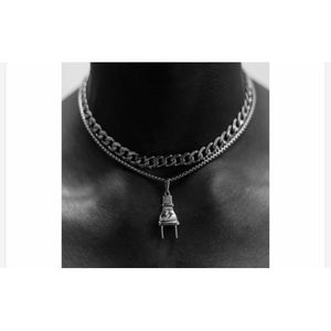 2 Cuban Link Chain With Plug Pendant