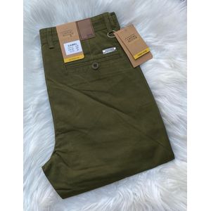 Green quality chino trouser for men