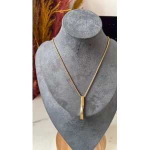 Ladies beautiful Necklace both pendant 