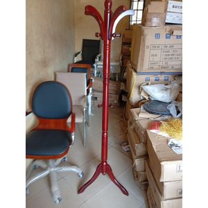 Tree wooden hanger