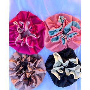 Four sets ladies hair bonnet 
